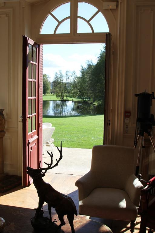 Chateau Du Breuil Bed and Breakfast Gevrolles Esterno foto